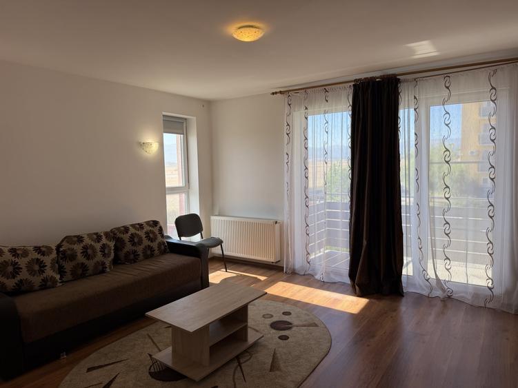 Apartament cu 2 camere decomandat, mobilat în Mihai Viteazul