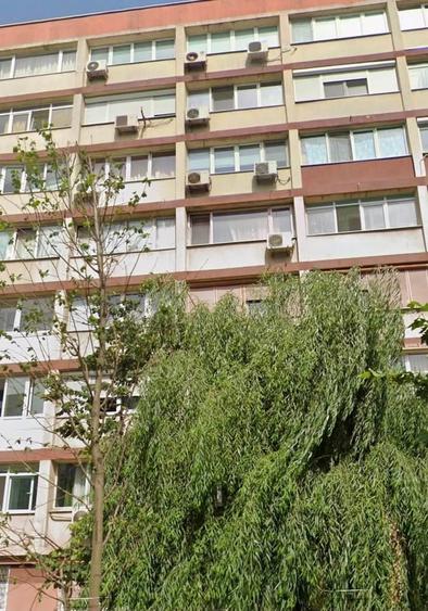Apartament cu 2 camere decomandat în Cantemir