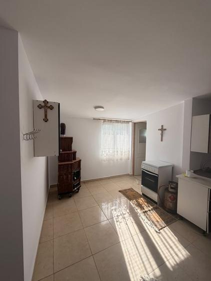 Casă individuală cu 3 camere cu Canalizare în Exterior Nord