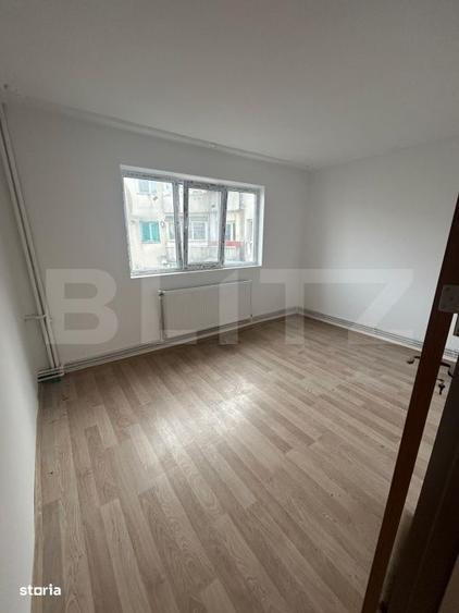 Apartament cu 2 camere semidecomandat în Micro 11