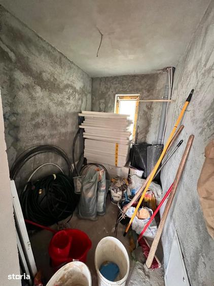 Casă cu 6 camere cu Teren 732 Mp în Central