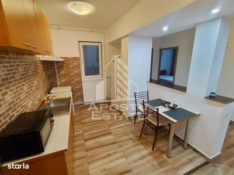 Apartament cu 3 camere în Circumvalațiunii