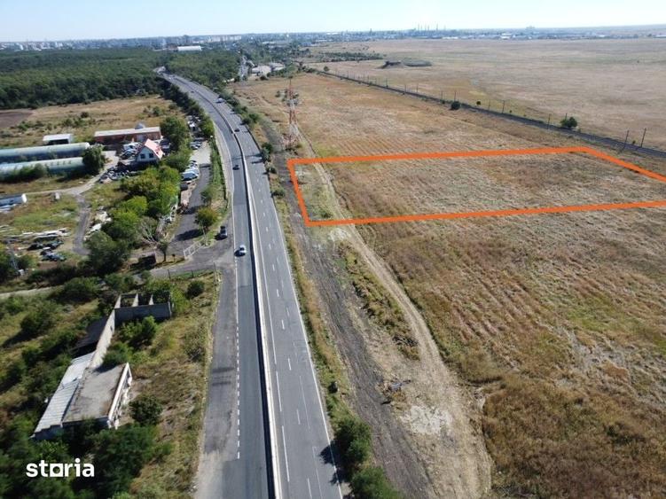 Teren de 5000 mp, în Central