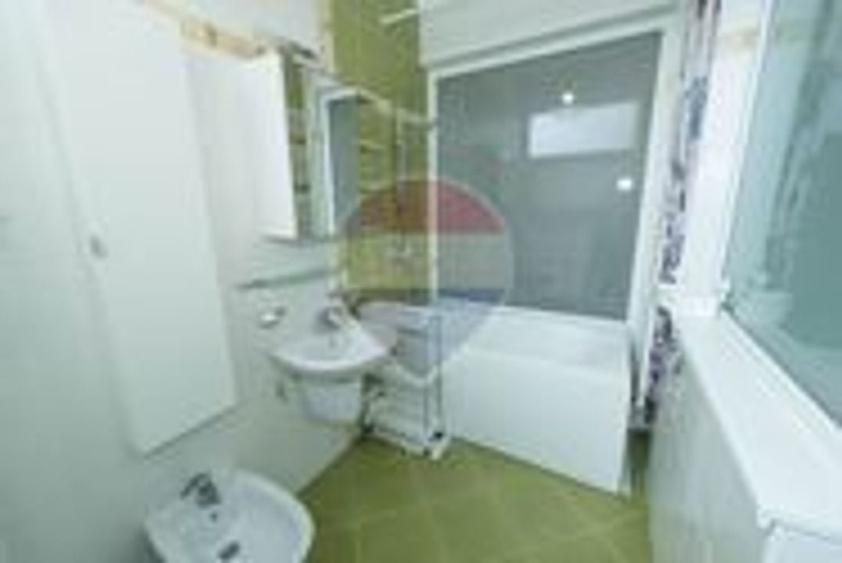 Apartament de inchiriat, 137 mp, central, curte proprie - 16
