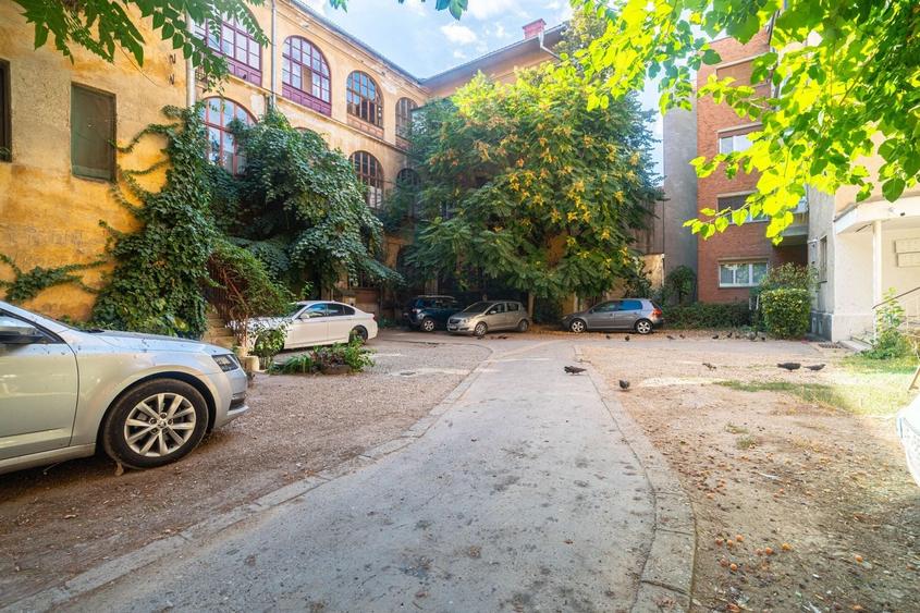 Închiriere apartament ultracentral cu parcare privată | 97 mp, - 8