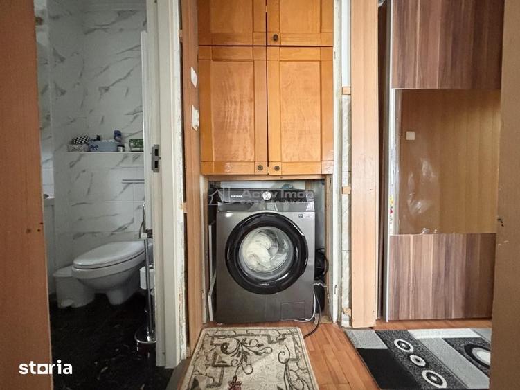 Apartament cu 3 camere decomandat în Rogerius