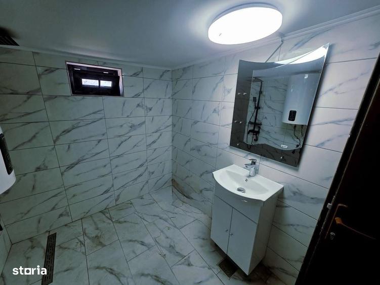Casă cu 4 camere cu Teren 962 Mp în Castelu