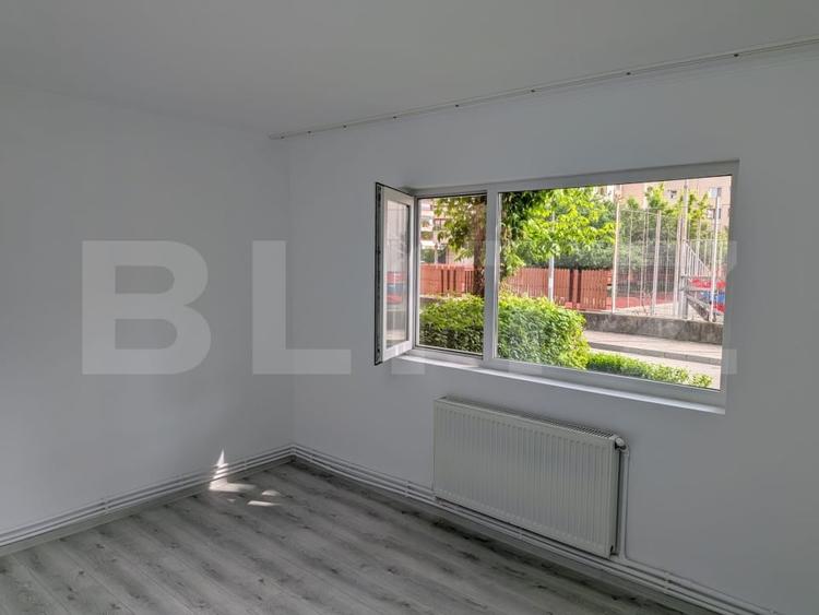 Apartament cu 2 camere semidecomandat în Micro 11