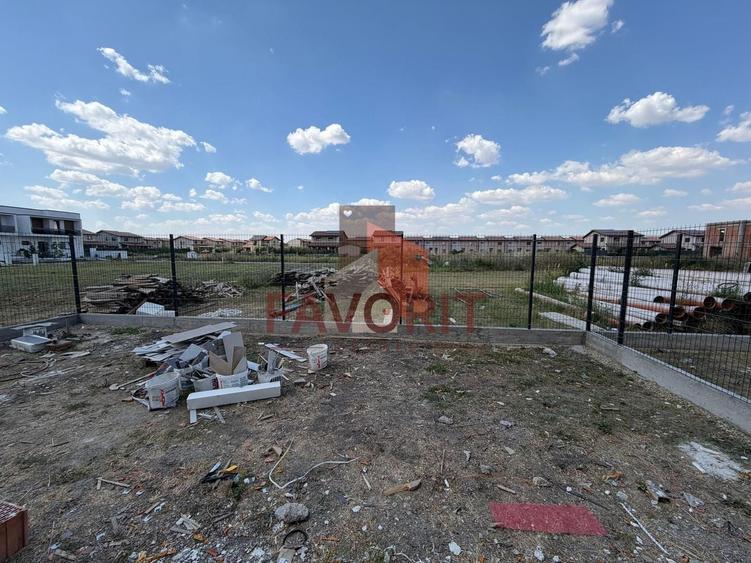 Apartament cu 3 camere decomandat în Săcălaz