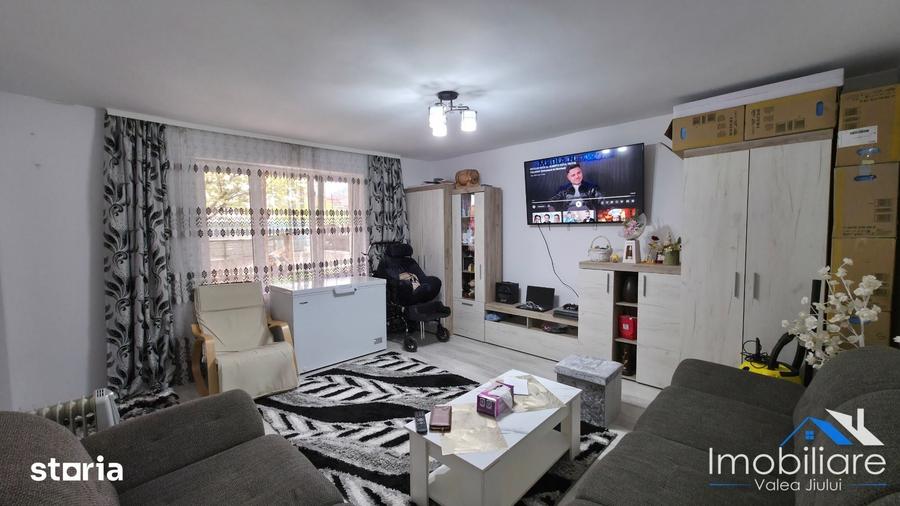 Casă cu 2 camere cu Teren 199 Mp în Central