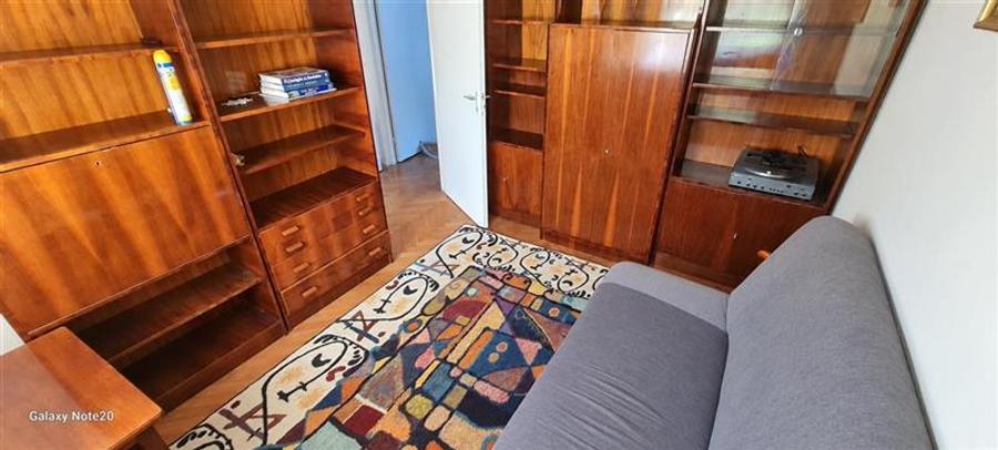 Apartament cu 3 camere decomandat, mobilat în Aurel Vlaicu