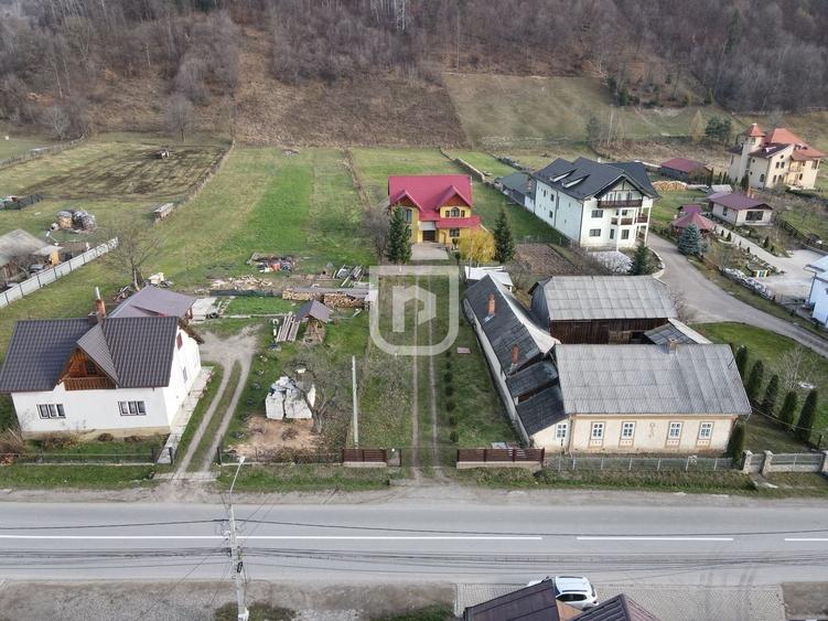 Casă individuală cu 6 camere cu Teren 1498 Mp în Mănăstirea Humorului