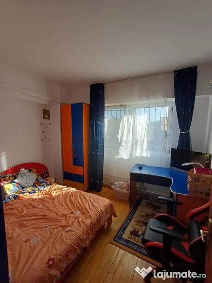 Republicii - Caraiman 3 camere 88 mp etaj 2 - 6