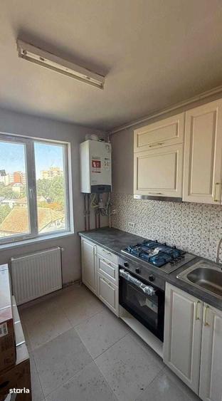 Apartament cu 2 camere decomandat în Olimpia-Stadion