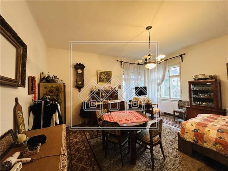 Casa individuala, teren de 900 mp utili, Zona Calea Poplacii - 9