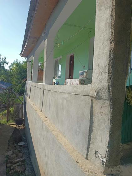 Casă cu 4 camere în Chiojdeanca