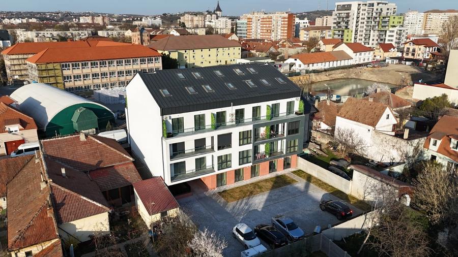 Apartament cu 3 camere în Ultracentral