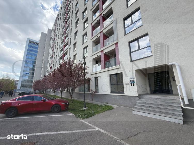 Spațiu comercial, de 56 mp, în Militari