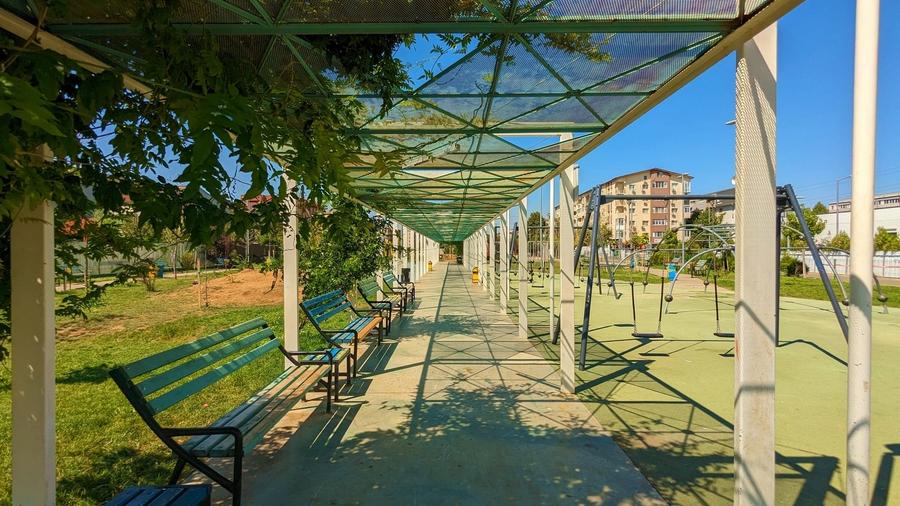 Garsonieră decomandată în Central