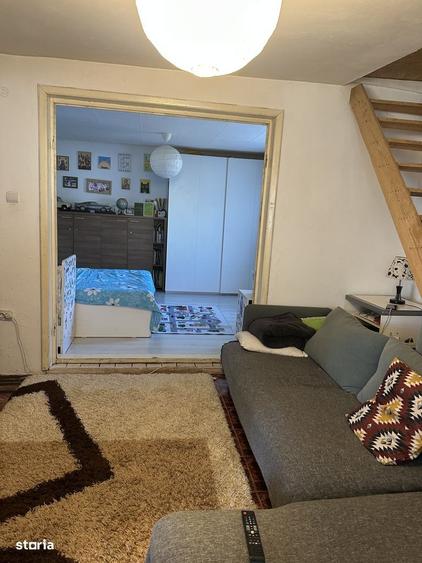 Casă cu 2 camere cu Teren 2506 Mp în Central