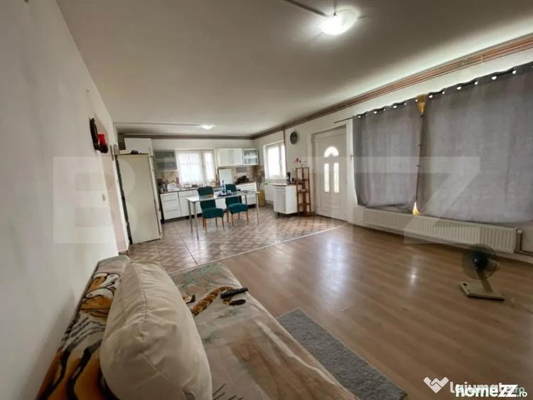 Casă cu 4 camere cu Teren 1275 Mp în Seceani
