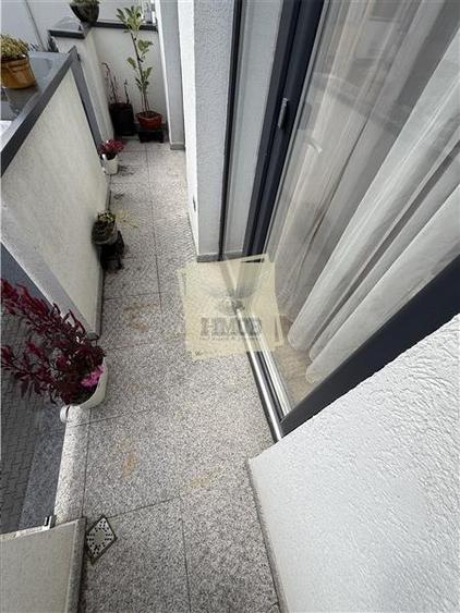Apartament cu 3 camere decomandat, mobilat în Turnișor