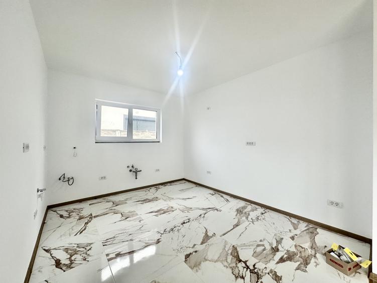 Duplex cu 3 camere cu Teren 300 Mp în Urseni