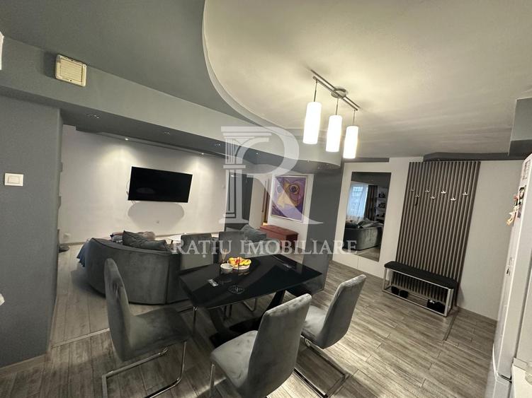 Apartament cu 4 camere decomandat, mobilat în Nufărul
