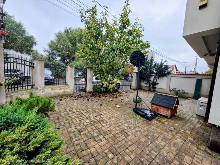 Casă cu 4 camere cu Canalizare în Haliu