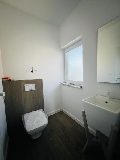 Duplex cu 5 camere cu Canalizare în Mehala