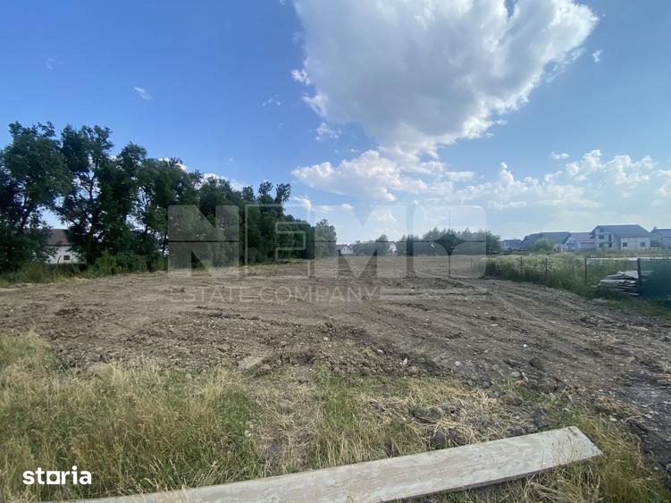 Teren de 2000 mp, în Central