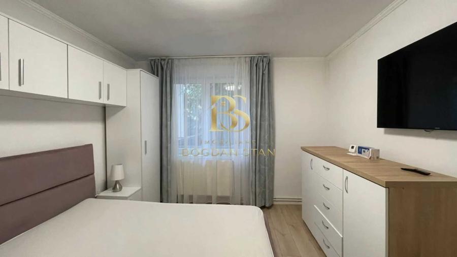 Apartament cu 2 camere decomandat în Petin