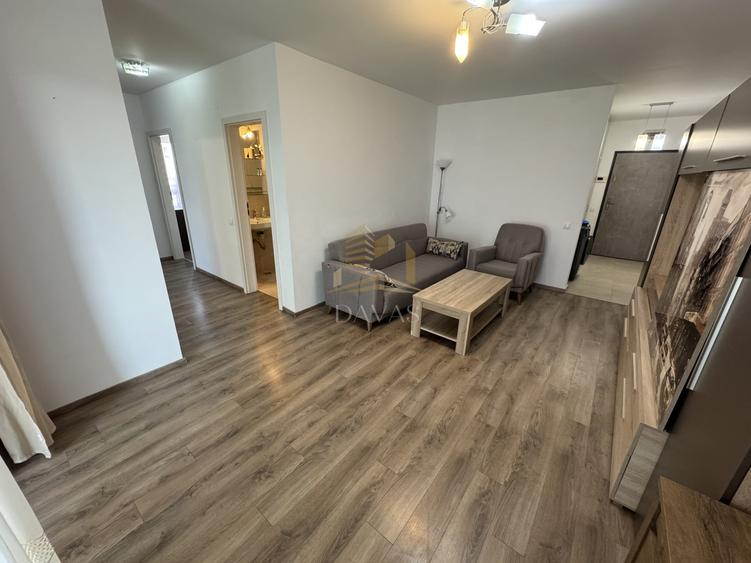 Apartament cu 3 camere decomandat, mobilat în Bună Ziua