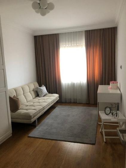 Apartament cu 3 camere decomandat în Ultracentral