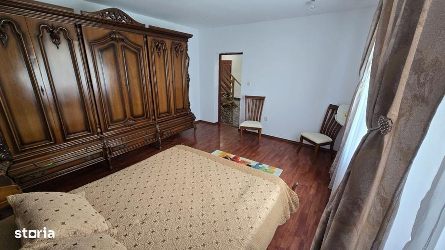 Casă cu 4 camere în Osebiți
