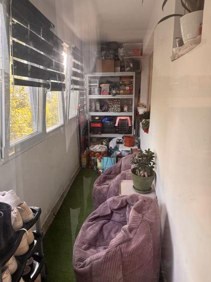 Apartament cu 2 camere semidecomandat în Gorjului