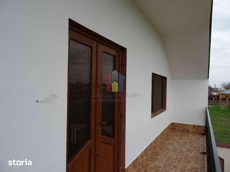 Casă cu 5 camere cu Teren 700 Mp în Radu Negru
