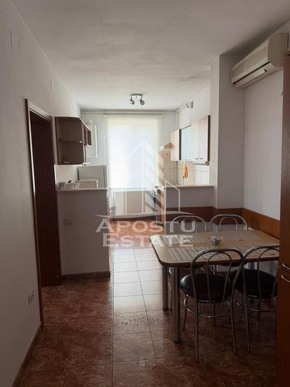 Apartament cu 2 camere decomandat, mobilat în Tipografilor