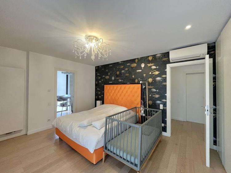 Apartament cu 3 camere decomandat în Floreasca