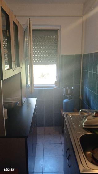 Apartament cu 3 camere în Viziru 1