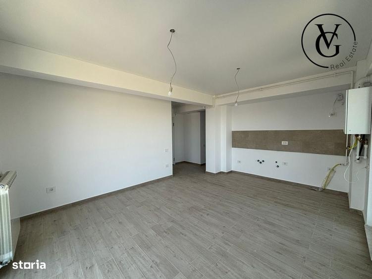 Apartament cu 3 camere semidecomandat în Nord