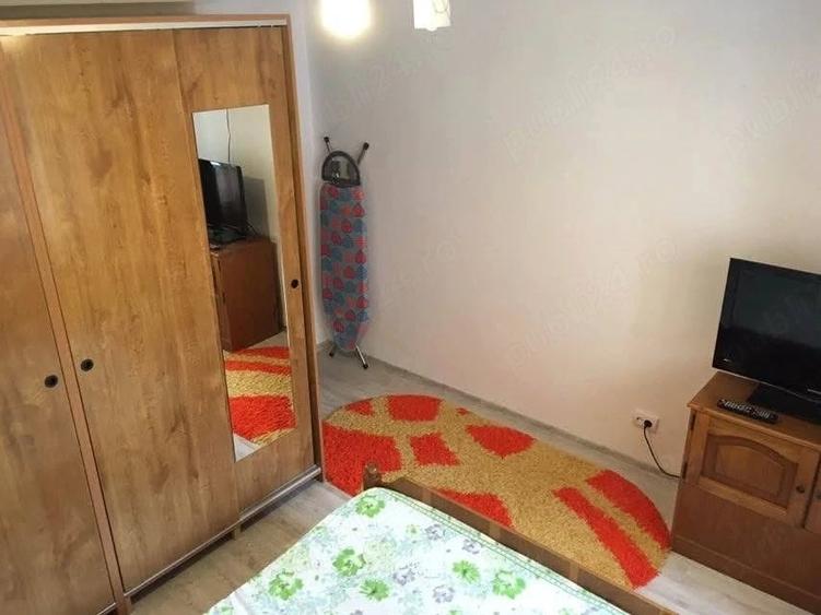 Apartament cu 3 camere decomandat în Sărata