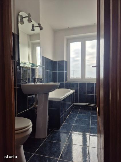 Apartament cu 2 camere semidecomandat în Republicii