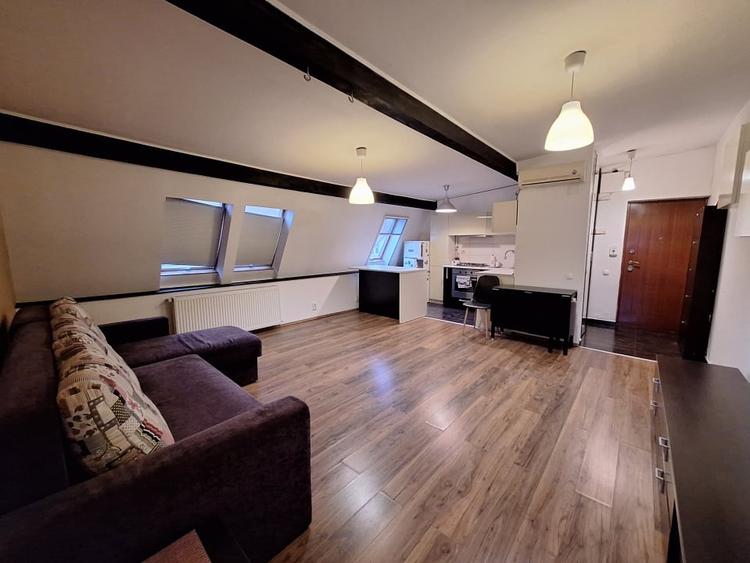 Apartament cu 2 camere semidecomandat, mobilat în Florești — fotografia 1