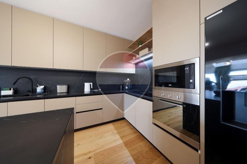 Casă individuală cu 5 camere cu Teren 577 Mp în Bunloc