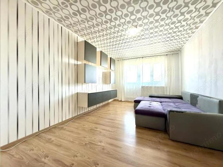Apartament cu 3 camere decomandat în Soarelui