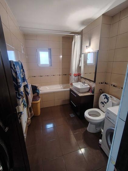 Apartament cu 2 camere decomandat în Apahida