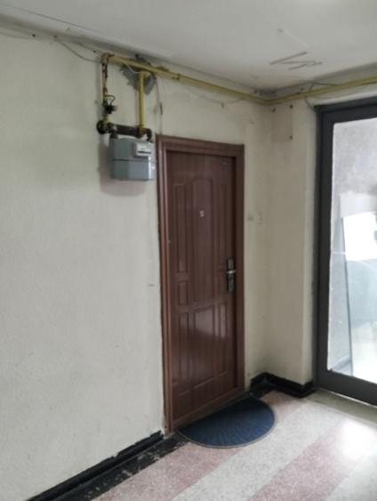 Apartament cu 2 camere decomandat în Cornișa