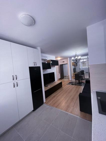 Apartament cu 2 camere decomandat în Exterior Vest