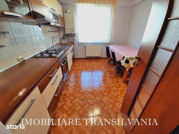 Ap. 2 cam. et.1 - Calea Moldovei, parcare. - 5